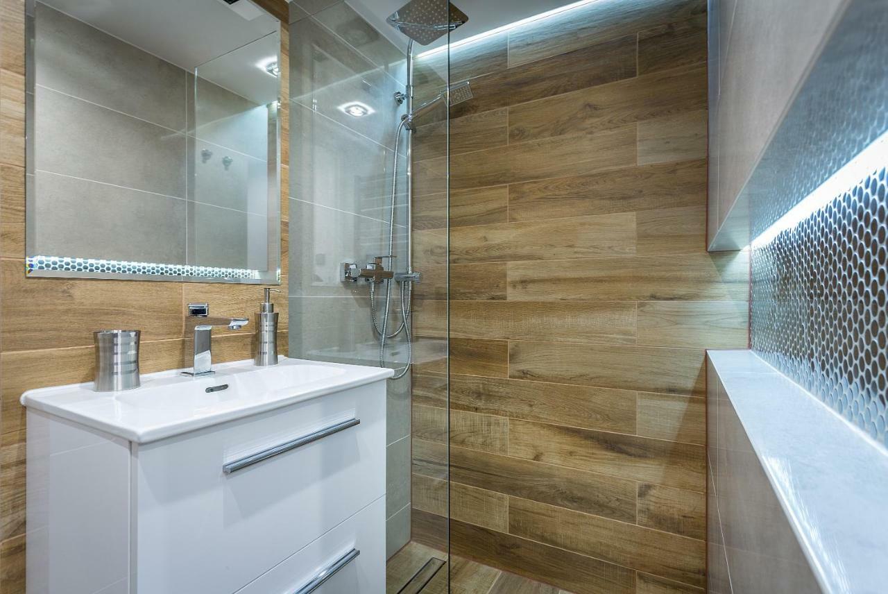 5B Premium Apartment Krasków Eksteriør bilde