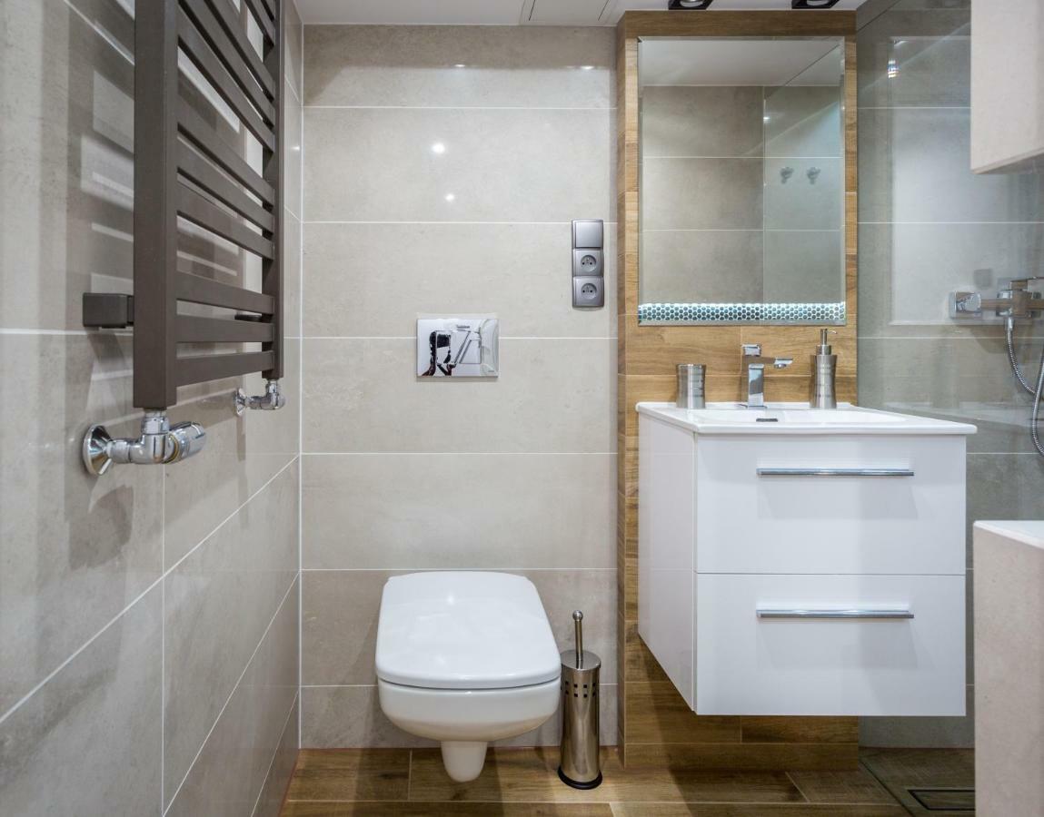 5B Premium Apartment Krasków Eksteriør bilde
